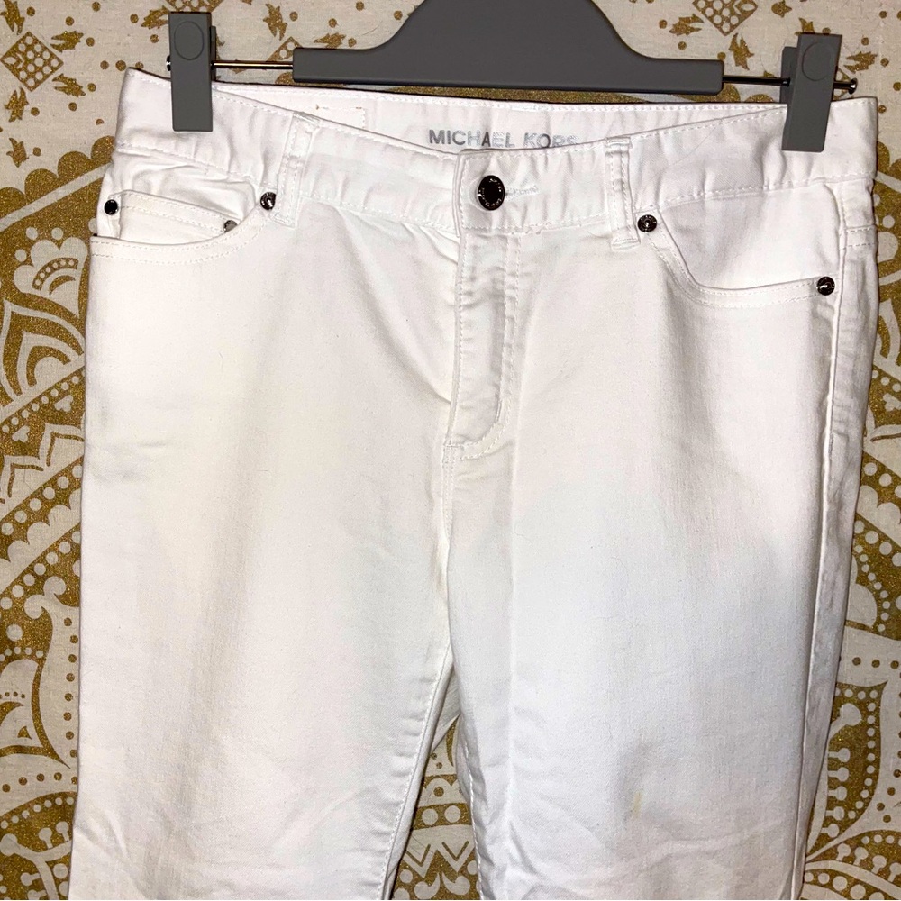 “MICHAEL KORS” LADIES WHITE BUTTON & ZIP-UP PANTS, SIZE 4 - Picture 2 of 5